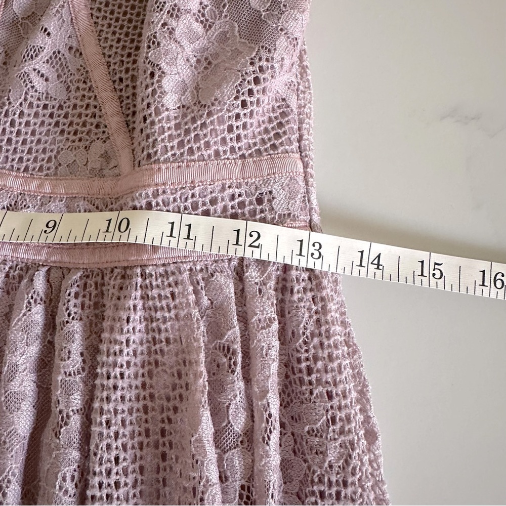 Lavender Lily Rose Dress Size Large - Picture 4 of 8